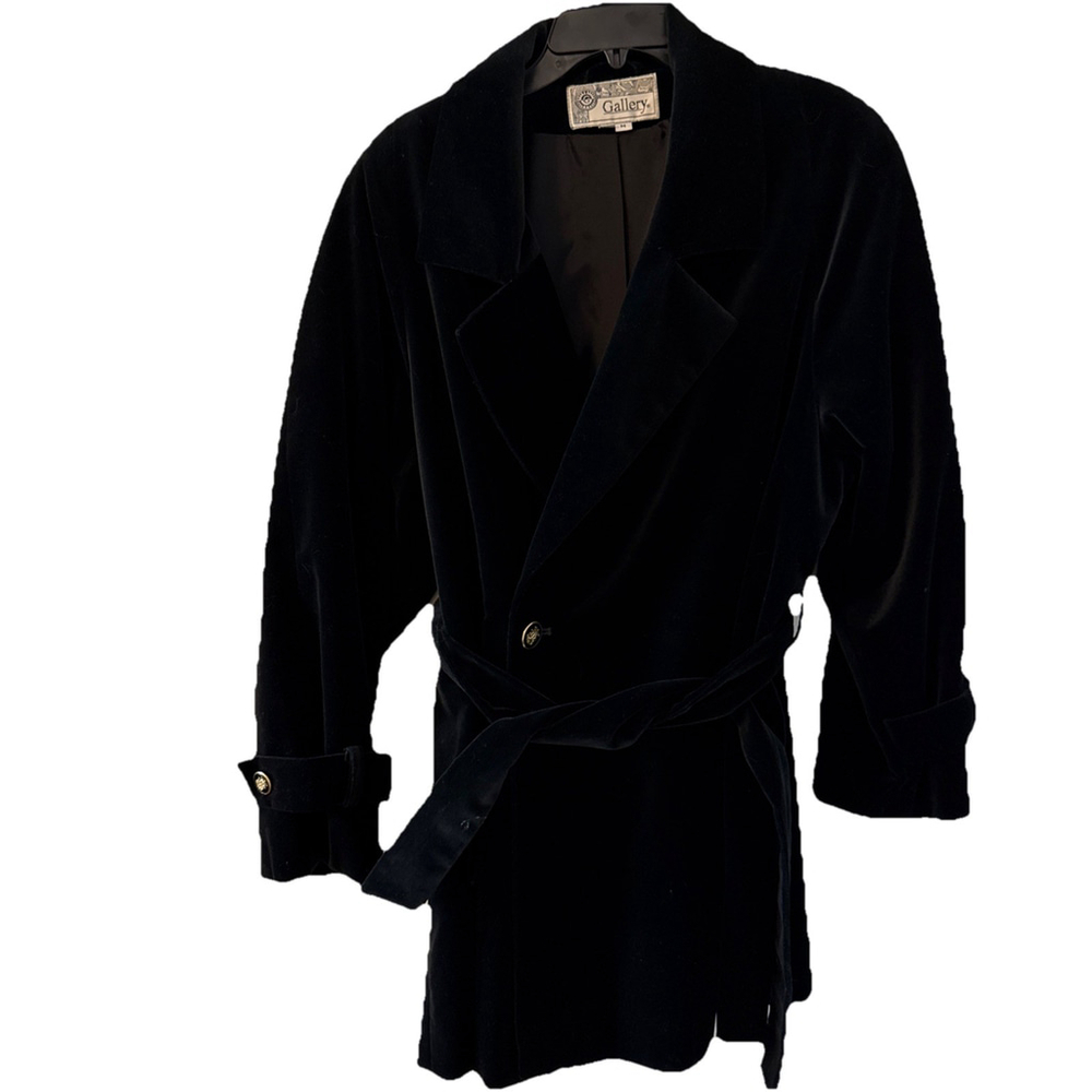 VTG Gallery Women’s Black Velvet Jacket Gold Buttons Classy Old Money Sz Med